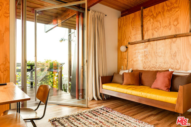 1515 Killarney Avenue, Los Angeles CA: https://media.crmls.org/mediaz/47a419c3-b161-4fbe-ab9b-026756d3b2d0.jpg