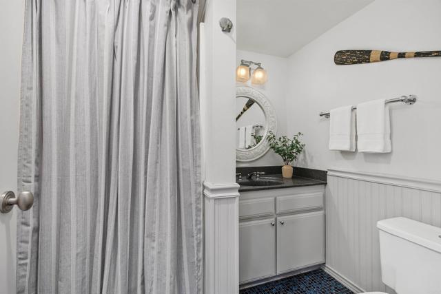 Detail Gallery Image 18 of 32 For 458 3rd St, Encinitas,  CA 92024 - 3 Beds | 3 Baths