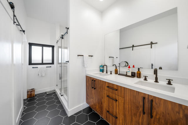 53770 Avenida Rubio, La Quinta CA: https://media.crmls.org/mediaz/47a41d50-cf4a-4098-92be-f086ea7baf2e.jpg