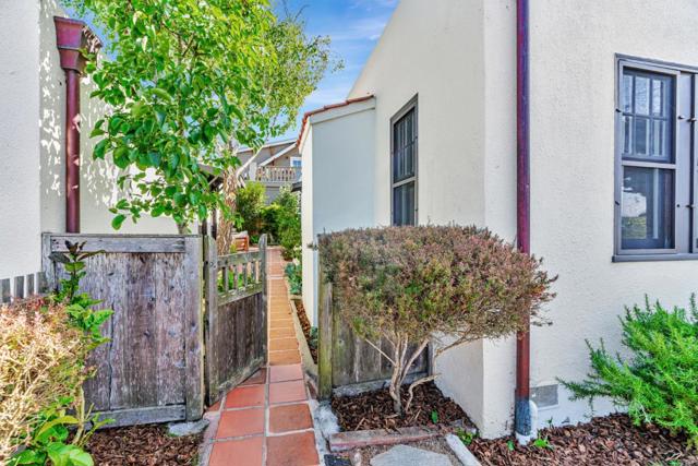 501 7th Street, Pacific Grove CA: https://media.crmls.org/mediaz/47a5da0c-6025-428a-908e-22412e03696c.jpg