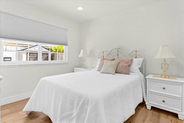 670 Van Buren Circle, Monterey CA: https://media.crmls.org/mediaz/47a74c10-0b88-4d0c-81e9-240ba942768b.jpg