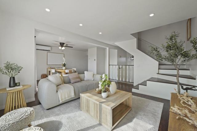 575 Otay Lakes Rd, Chula Vista CA: https://media.crmls.org/mediaz/47a79361-3b67-422e-8ffb-b5780de74e15.jpg