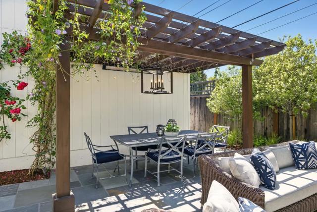 540 Parrott Drive, San Mateo CA: https://media.crmls.org/mediaz/47a89cb1-40fd-487e-84d5-dfe300dfd41a.jpg