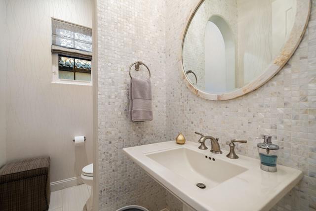 5 Cassis Circle, Rancho Mirage, CA 92270