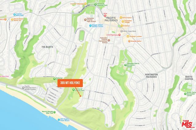 365 Mount Holyoke Avenue, Pacific Palisades CA: https://media.crmls.org/mediaz/47a9a44c-d07a-4ad3-ab50-7864f47d6a9d.jpg