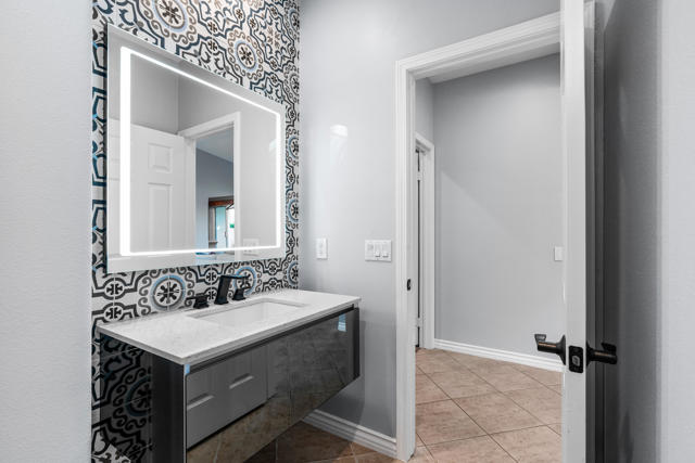 56648 Palms Drive, La Quinta CA: https://media.crmls.org/mediaz/47a9bc7f-5ec9-40ea-b734-a95b1ba88b24.jpg