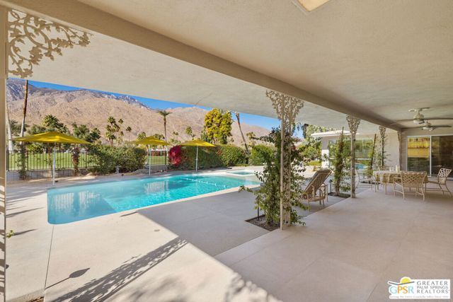 2367 S Yosemite Drive, Palm Springs CA: https://media.crmls.org/mediaz/47aa98fa-48d6-4055-9f9e-1ab4a5f15ca9.jpg