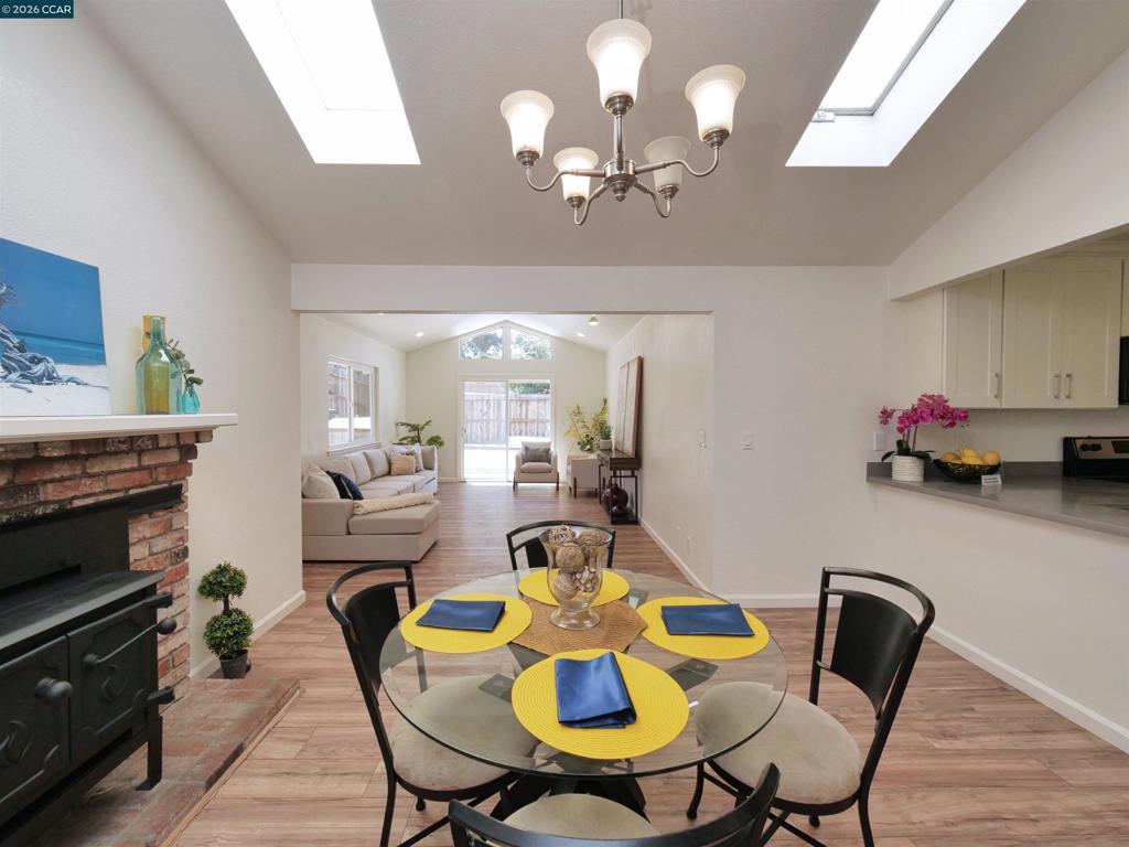 913 Seascape Cir