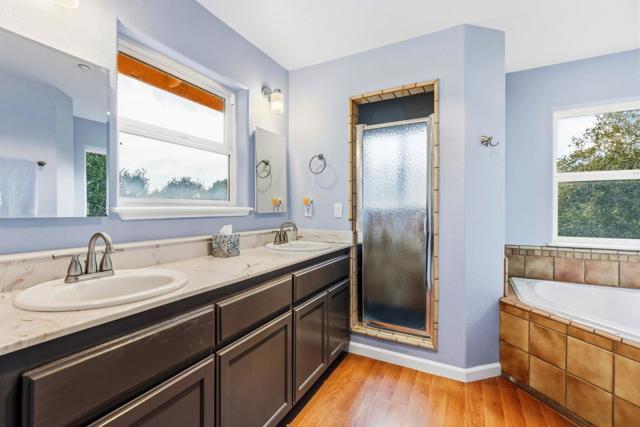 14643 Tumble Weed Lane, Royal Oaks CA: https://media.crmls.org/mediaz/47ab15b5-01d5-4d26-ad95-3b54ddc34580.jpg