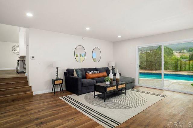 13837 Paseo Cardiel, San Diego CA: https://media.crmls.org/mediaz/47abd196-cb76-4843-b945-f40dd7f526ac.jpg