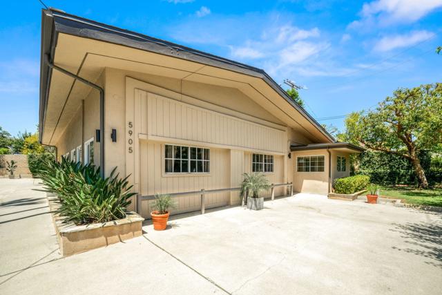 5905 Old Wheeler Road, La Verne CA: https://media.crmls.org/mediaz/47ac1ba6-23ff-40c1-a8a4-0743b443561b.jpg