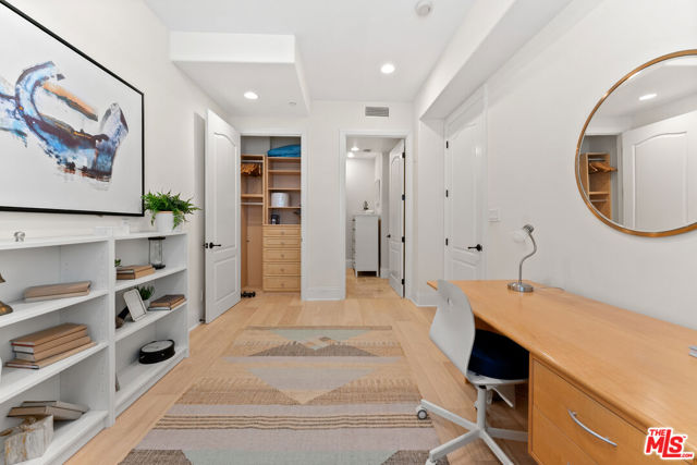 Drew Fenton | 16123 W SUNSET Boulevard Pacific Palisades CA | MLS: 7127198