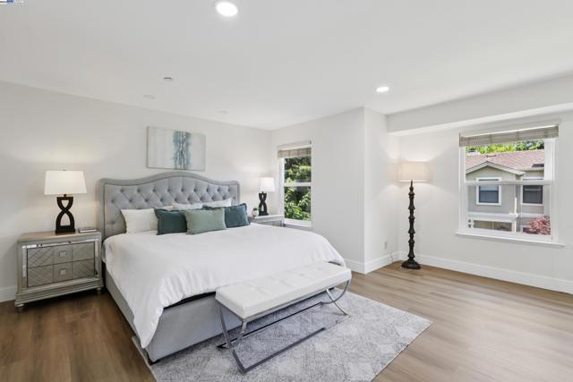 963 La Mesa Ter, Sunnyvale CA: https://media.crmls.org/mediaz/47ade762-9580-489e-8904-d5344bfa421e.jpg
