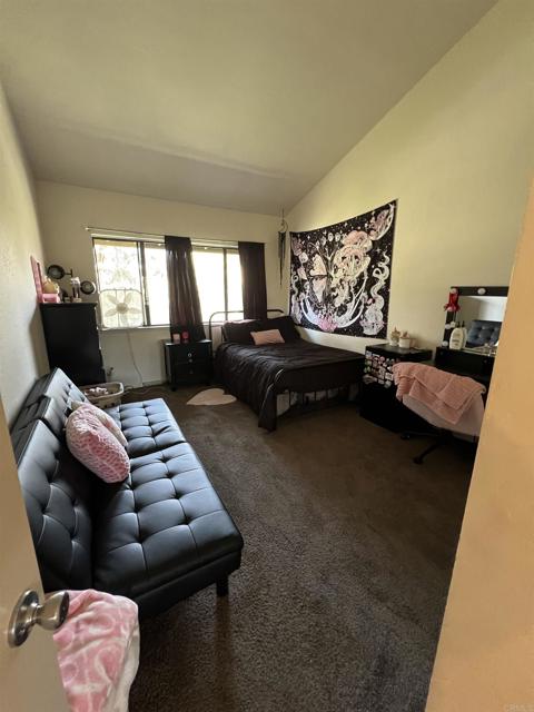 Detail Gallery Image 13 of 19 For 4710 Birchwood Cir, Carlsbad,  CA 92008 - 3 Beds | 2/1 Baths
