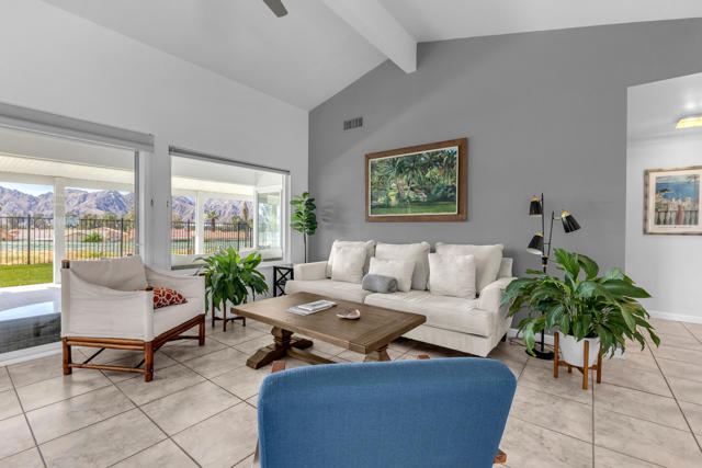 76775 Kentucky Avenue, Palm Desert CA: https://media.crmls.org/mediaz/47b187ef-ae25-47e7-8b85-720729e612f9.jpg