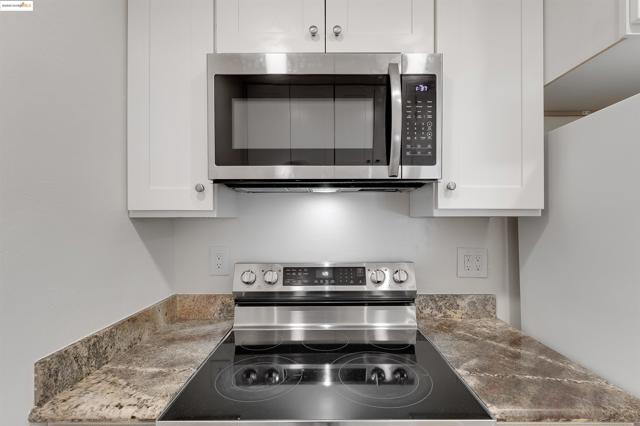 2059 Olivera Rd, Concord CA: https://media.crmls.org/mediaz/47b18e2f-faab-4b90-b15c-fca81c00ba3a.jpg