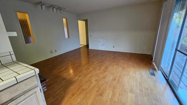 41056 Pajaro Drive, Fremont CA: https://media.crmls.org/mediaz/47b1a545-0577-449c-a5ed-223116bb632e.jpg