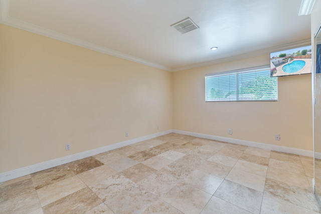 83175 Rue Paray, Thermal CA: https://media.crmls.org/mediaz/47b1c3a7-ad37-484a-b38a-4166e55d5272.jpg
