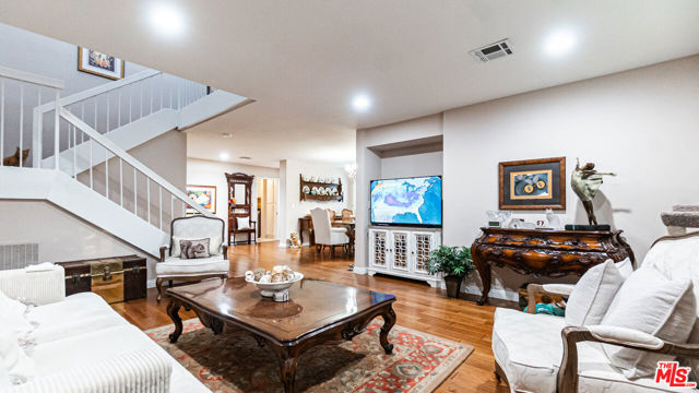 18131 Andrea Circle, 4 photo 5