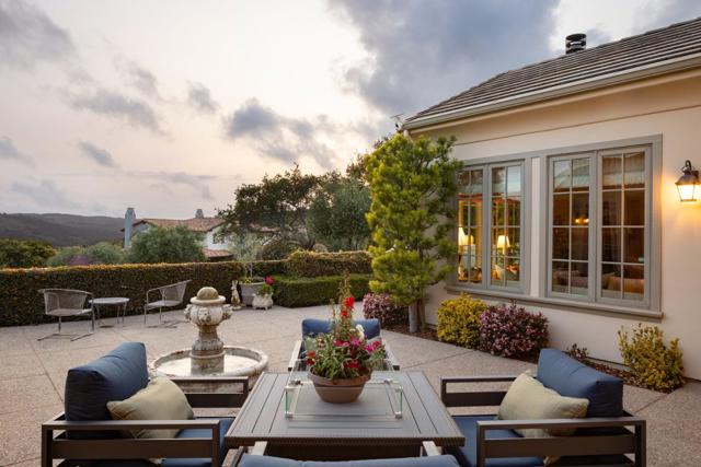 500 Estrella Doro, Monterey CA: https://media.crmls.org/mediaz/47b2840d-a474-457a-9405-124150cca707.jpg