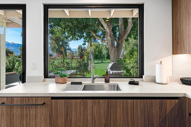 331 Gran Via, Palm Desert, CA 92260