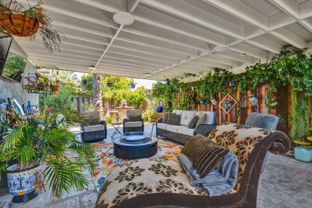 163 Roxbury, Santa Clara CA: https://media.crmls.org/mediaz/47b34982-ca33-4487-9fe2-724d5886d588.jpg