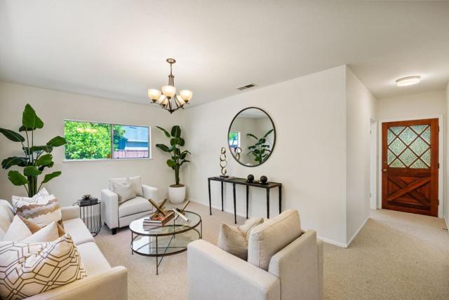3468 Bella Vista Court, Santa Clara CA: https://media.crmls.org/mediaz/47b3ac6c-1dc7-4a91-a78e-f011da1ba658.jpg