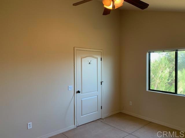 12462 Hillpoint Court, Valley Center CA: https://media.crmls.org/mediaz/47b42061-976a-4bdc-899e-141f06da76ae.jpg