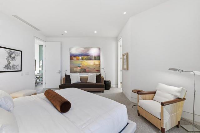 102 Waterford Circle, Rancho Mirage CA: https://media.crmls.org/mediaz/47b42bf9-bfdd-4164-9e86-ac4c71a8ed3a.jpg