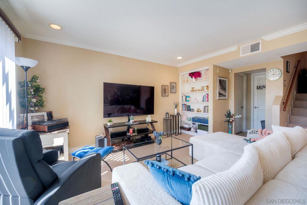 15383 Maturin Dr - photo 4