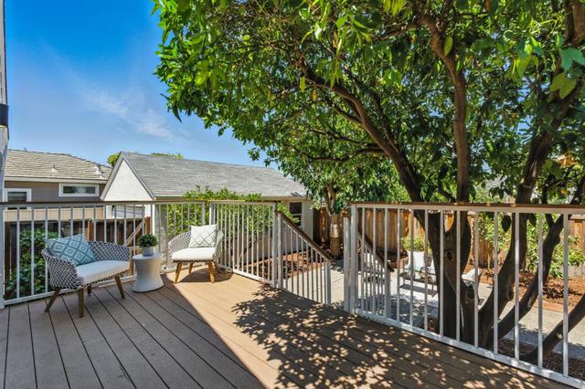 1513 Oak Street, San Mateo CA: https://media.crmls.org/mediaz/47bb3b5b-9b2d-4503-bd74-bdb55355a0a4.jpg
