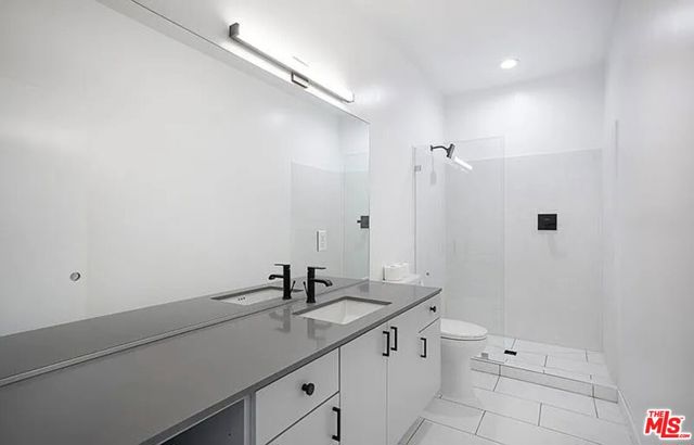 6044 La Prada Street, Los Angeles CA: https://media.crmls.org/mediaz/47bb6789-98db-4df1-8087-1b9813de759f.jpg