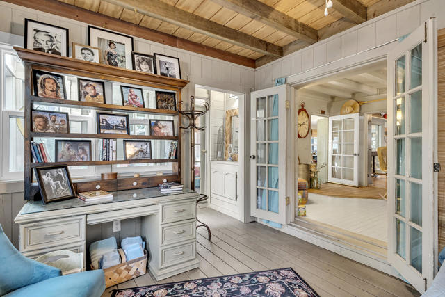 25585 Alderwood St Street, Idyllwild CA: https://media.crmls.org/mediaz/47bb7a84-d808-48fa-9ccc-7552d1b13e94.jpg