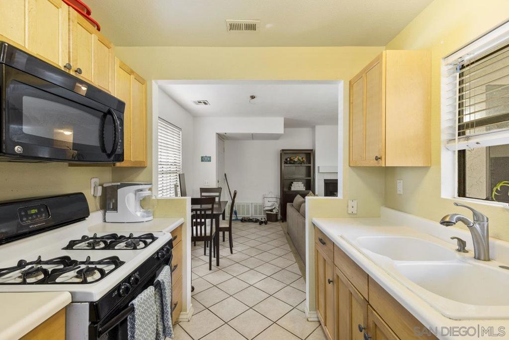 10379 Azuaga St - photo 10