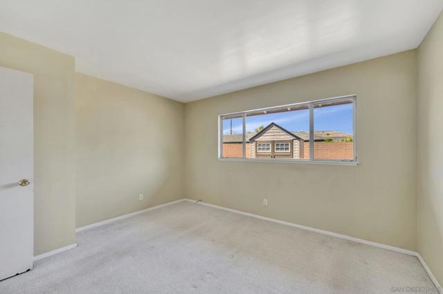 8838 La Jolla Scenic Dr N, La Jolla CA: https://media.crmls.org/mediaz/47bcbf12-d88c-483d-ae17-7cf2a1b28156.jpg