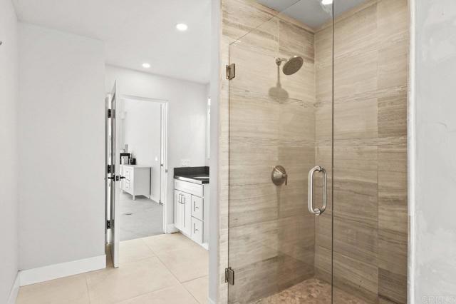 573 Lilac Ranch Rd, Alpine CA: https://media.crmls.org/mediaz/47bcdeec-1464-4e4c-a131-c037819ef245.jpg