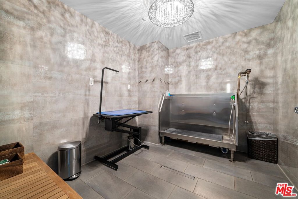 MLS #25616993 image #55