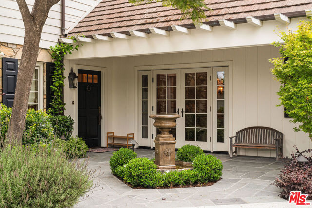 Drew Fenton | 253 Ashdale Place Los Angeles CA | MLS: 7382950