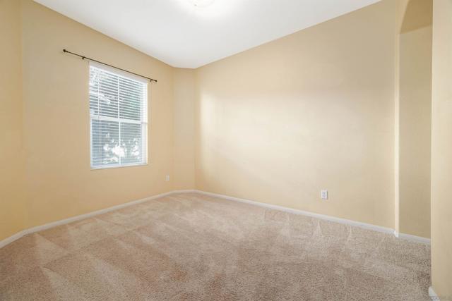 Image 7 of 19 For 1661 Brittle Bush Drive  275
