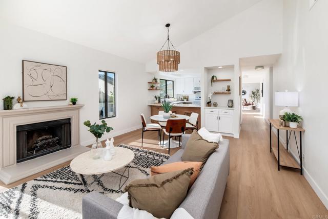 Detail Gallery Image 6 of 47 For 4085 Crystal Dawn Ln #201,  San Diego,  CA 92122 - 2 Beds | 2 Baths