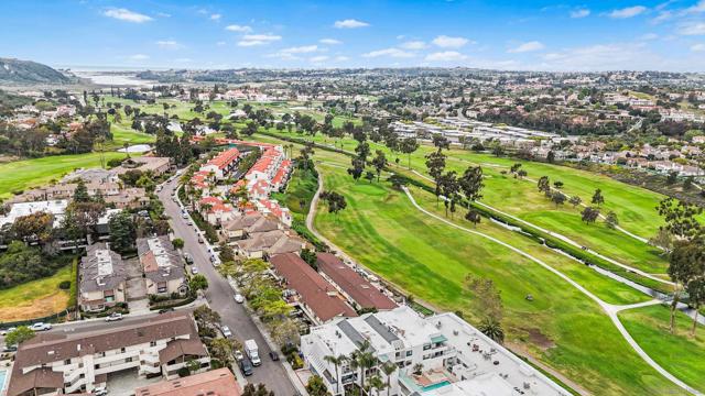2544 Navarra Dr,  CA: https://media.crmls.org/mediaz/47c44519-24eb-4266-90d4-e97da304289d.jpg