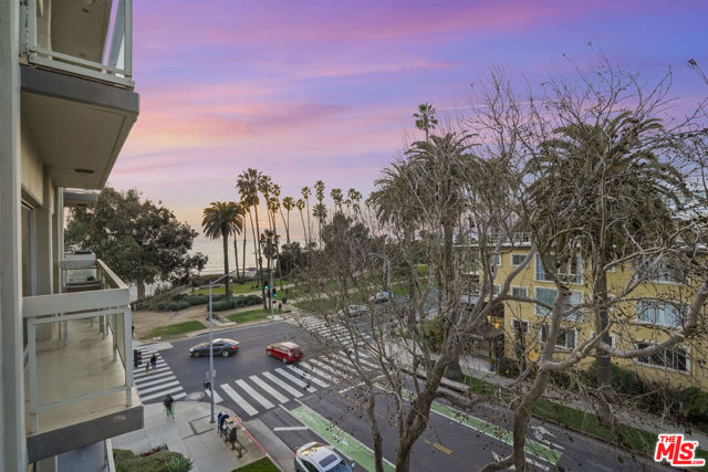 801 Ocean Avenue, Santa Monica CA: https://media.crmls.org/mediaz/47c4868a-9839-4240-8ad8-719a9a701e01.jpg
