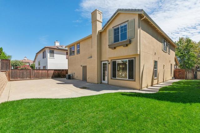 471 S Providence Street, Mountain House CA: https://media.crmls.org/mediaz/47c4b42d-dafd-4b34-b9e8-8245a1424369.jpg