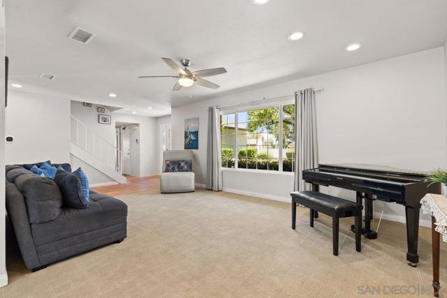 14102 Tricia St, Poway CA: https://media.crmls.org/mediaz/47c4c033-53b4-403d-af53-0cdeec4d343d.jpg