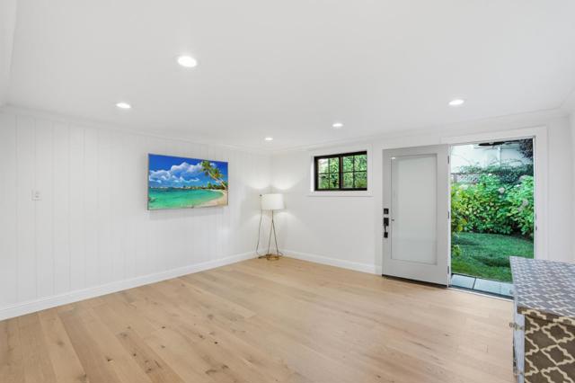 203 Santa Clara Avenue, Redwood City CA: https://media.crmls.org/mediaz/47c4c4ff-3489-4f41-a74d-61c10b463744.jpg