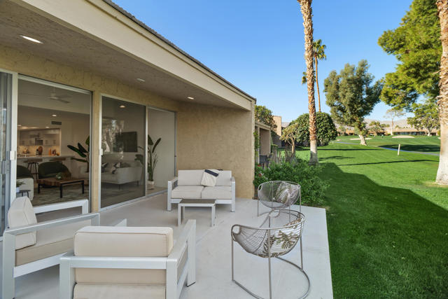 73450 Dalea Lane, Palm Desert CA: https://media.crmls.org/mediaz/47c5e74f-734c-48b4-bb20-947bc5694aab.jpg