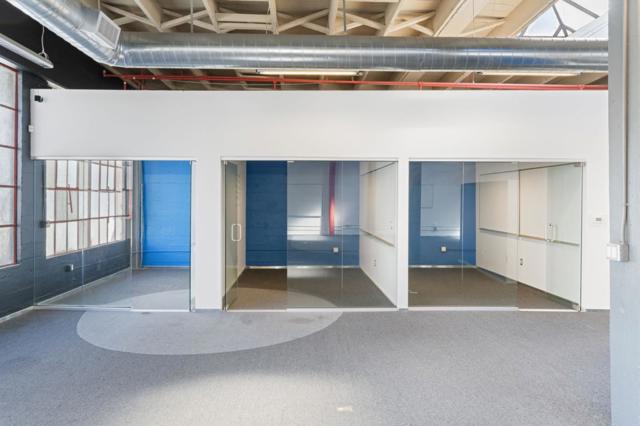 Image 16 of 52 For 1114 Howard Street