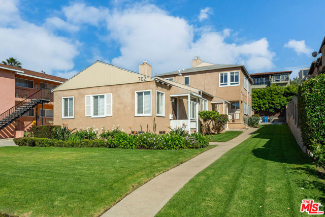 Image 1 of 19 For 702 Pacific Coast Highway