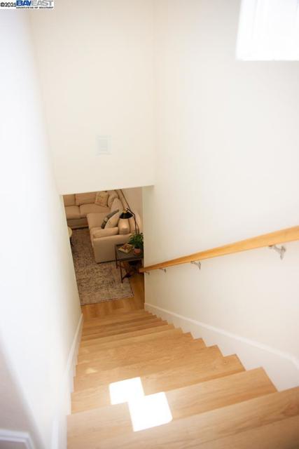 4719 Malayan, San Ramon CA: https://media.crmls.org/mediaz/47c6ee8b-1683-4c73-a1c4-559cc44f985e.jpg