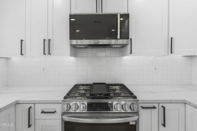 Detail Gallery Image 6 of 37 For 1927 N Croydon Ave, Camarillo,  CA 93010 - 4 Beds | 2 Baths